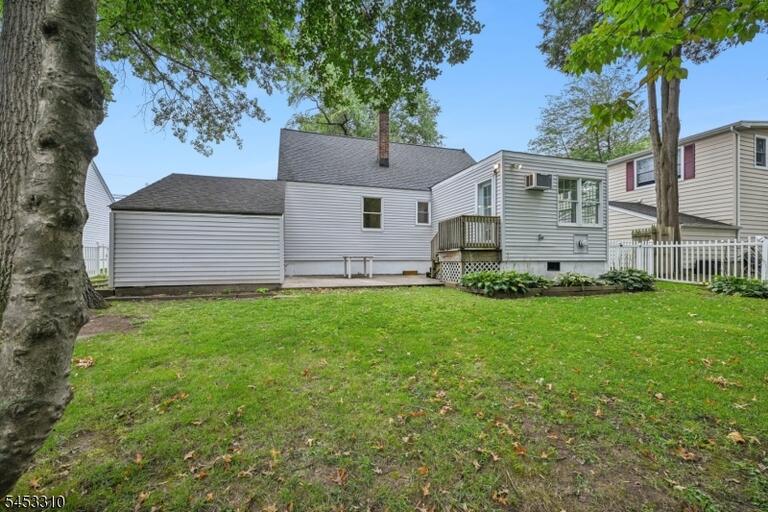 Property listing MLS 4046401 photo 18