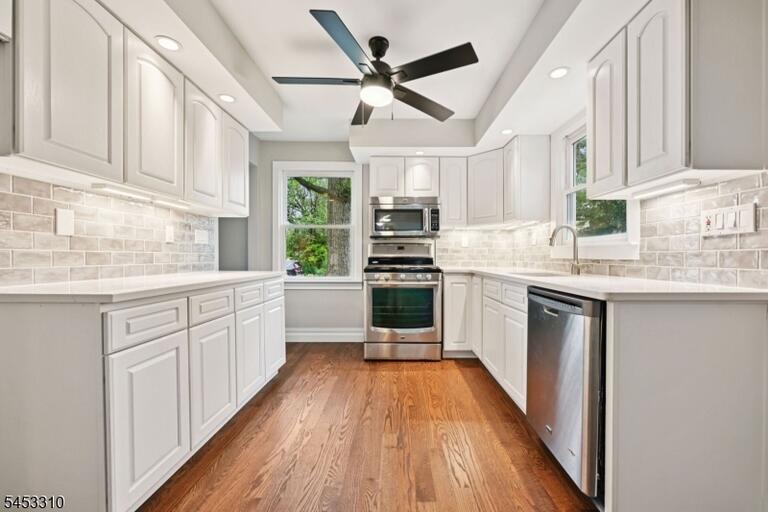 Property listing MLS 4046401 photo 9
