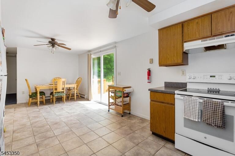 Property listing MLS 4046417 photo 11