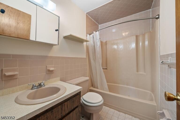 Property listing MLS 4046420 photo 15