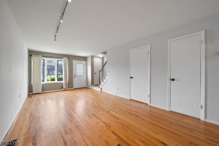 Property listing MLS 4046420 photo 7