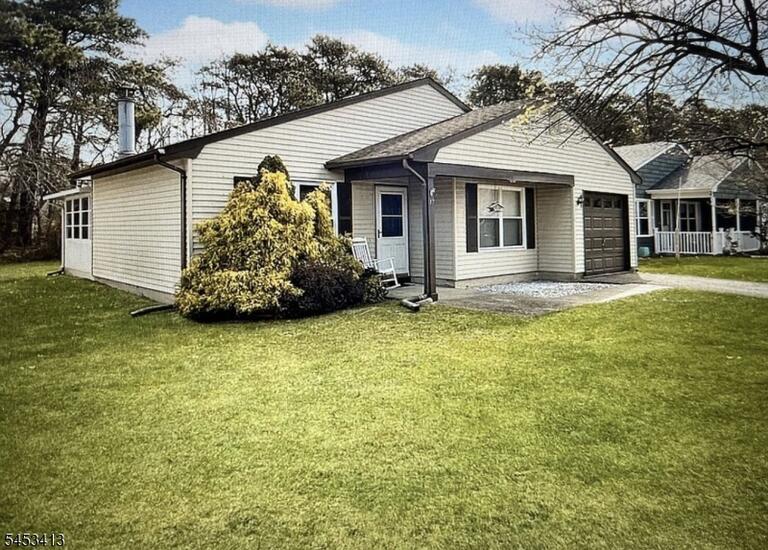 Property listing MLS 4046475 photo 1