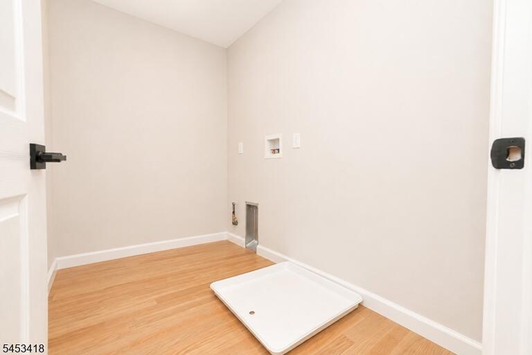Property listing MLS 4046479 photo 17
