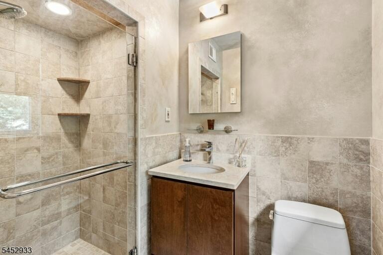 Property listing MLS 4046502 photo 26