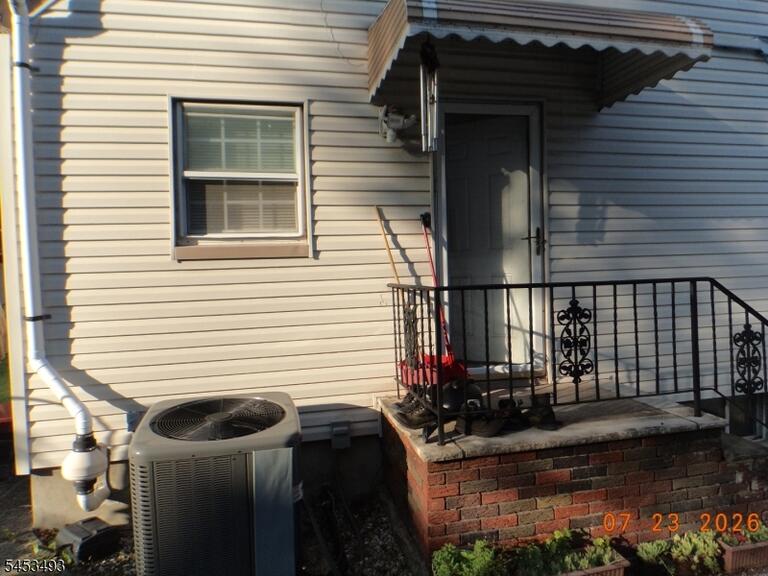 Property listing MLS 4046542 photo 16
