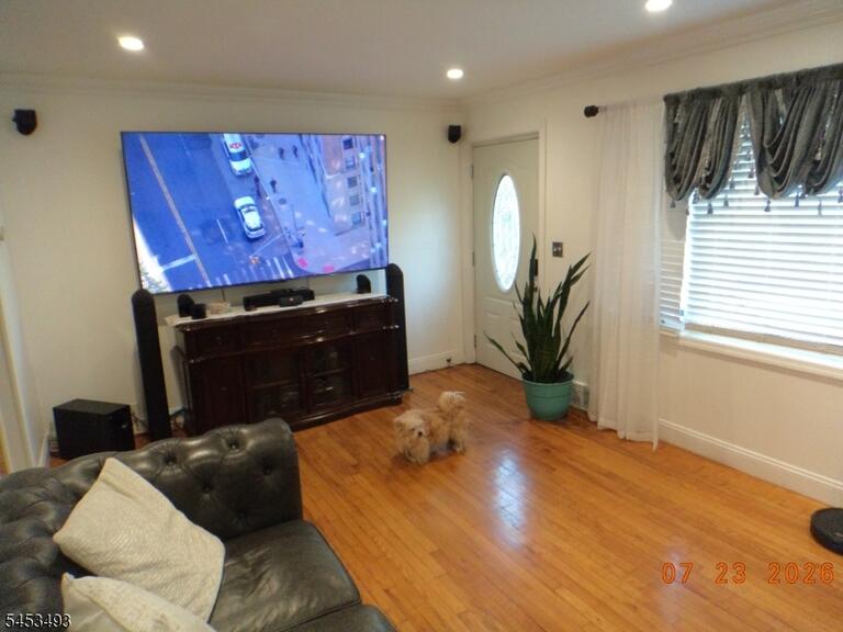 Property listing MLS 4046542 photo 7