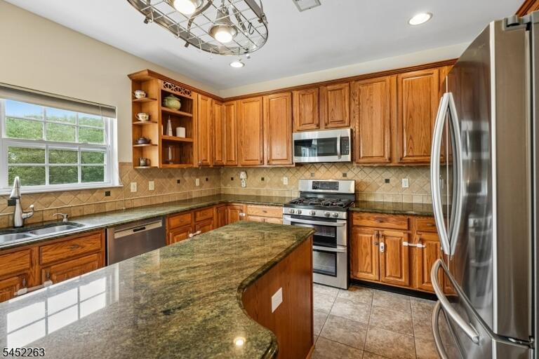 Property listing MLS 4046550 photo 14