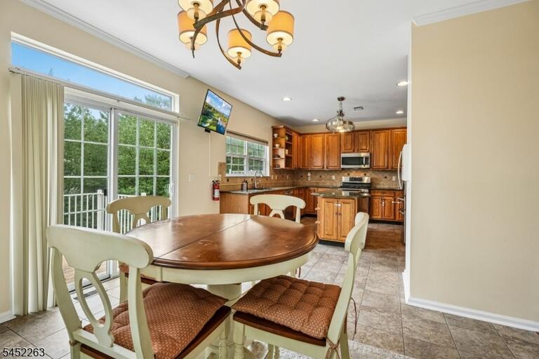 Property listing MLS 4046550 photo 16