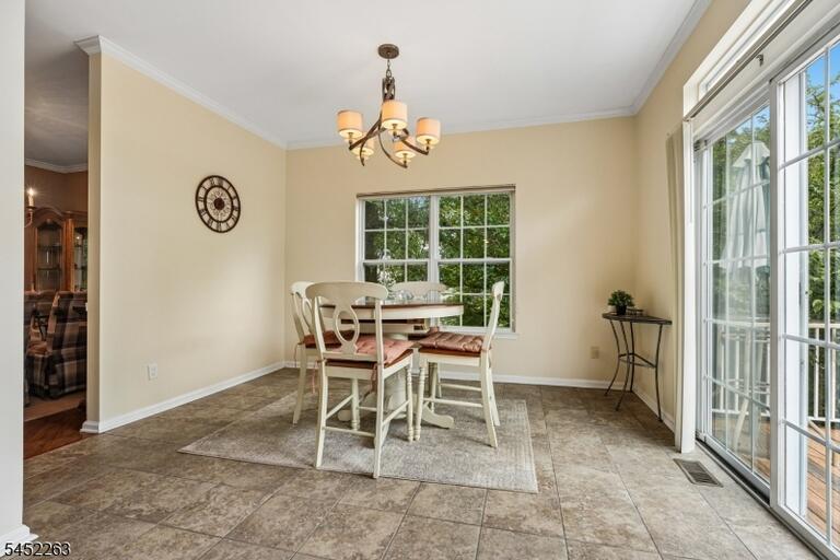Property listing MLS 4046550 photo 17