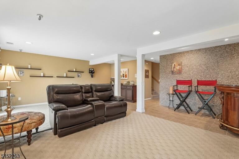 Property listing MLS 4046550 photo 31