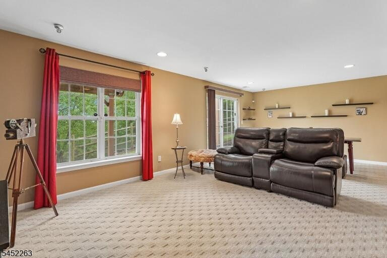 Property listing MLS 4046550 photo 32