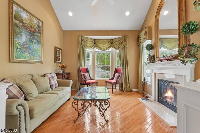 Property listing MLS 4046550 photo 7