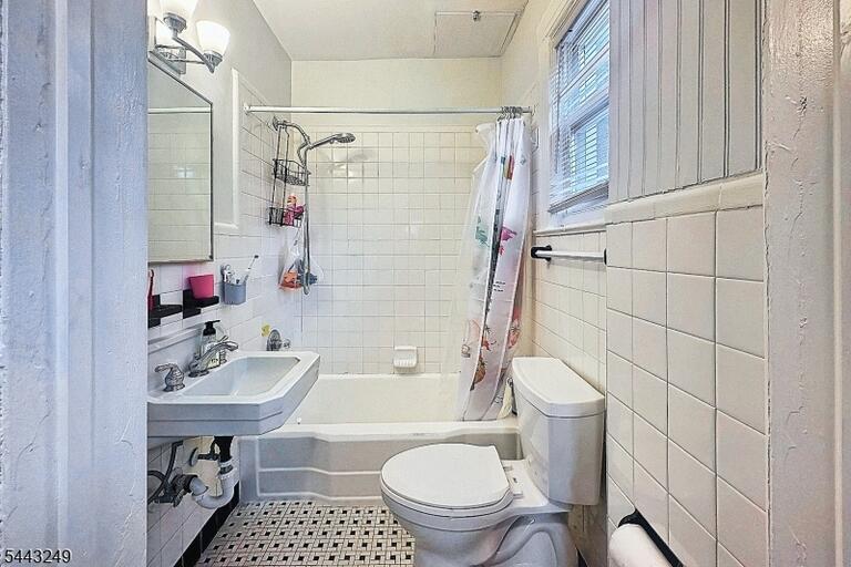 Property listing MLS 4046563 photo 31