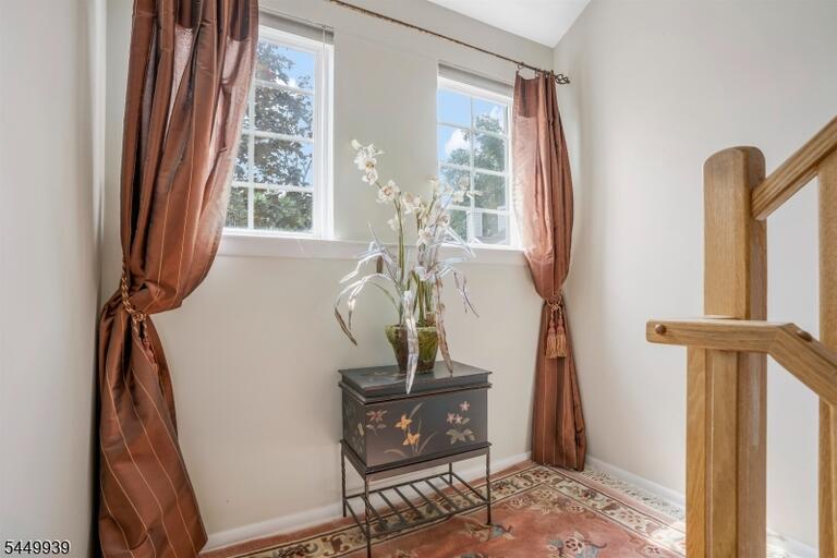 Property listing MLS 4046574 photo 17