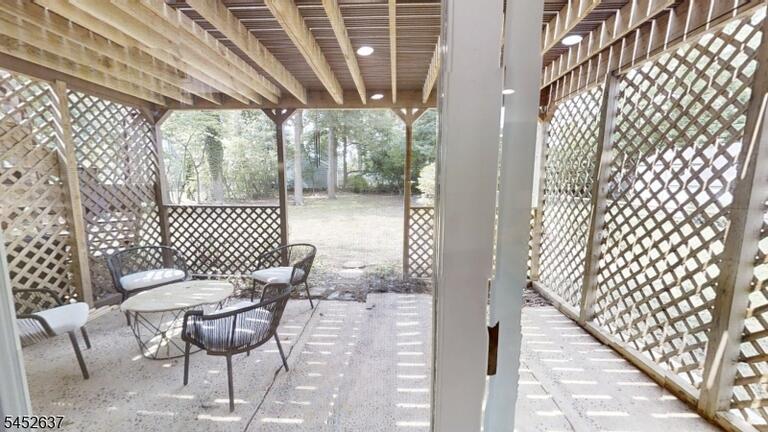 Property listing MLS 4046587 photo 42