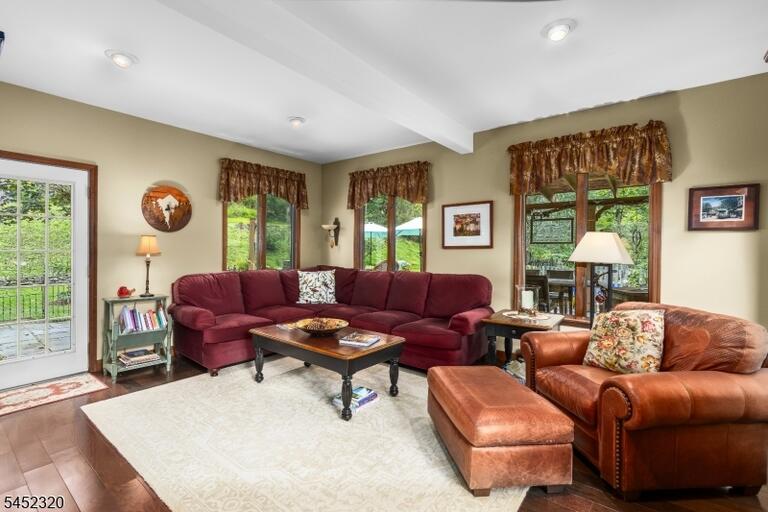 Property listing MLS 4046592 photo 11