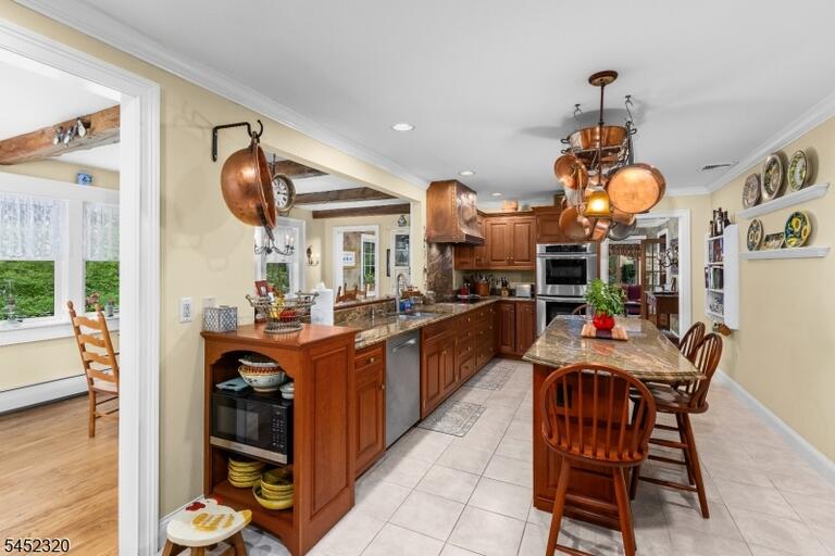 Property listing MLS 4046592 photo 14