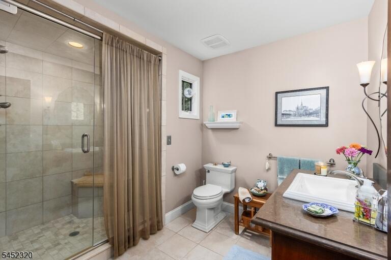 Property listing MLS 4046592 photo 25