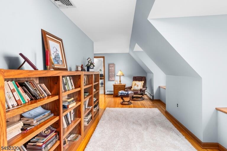 Property listing MLS 4046592 photo 32