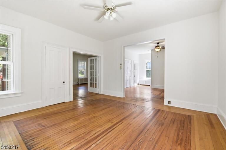 Property listing MLS 4046600 photo 13