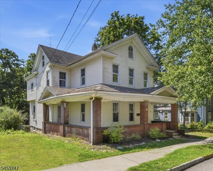 Property listing MLS 4046600 photo 3