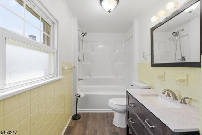 Property listing MLS 4046600 photo 35