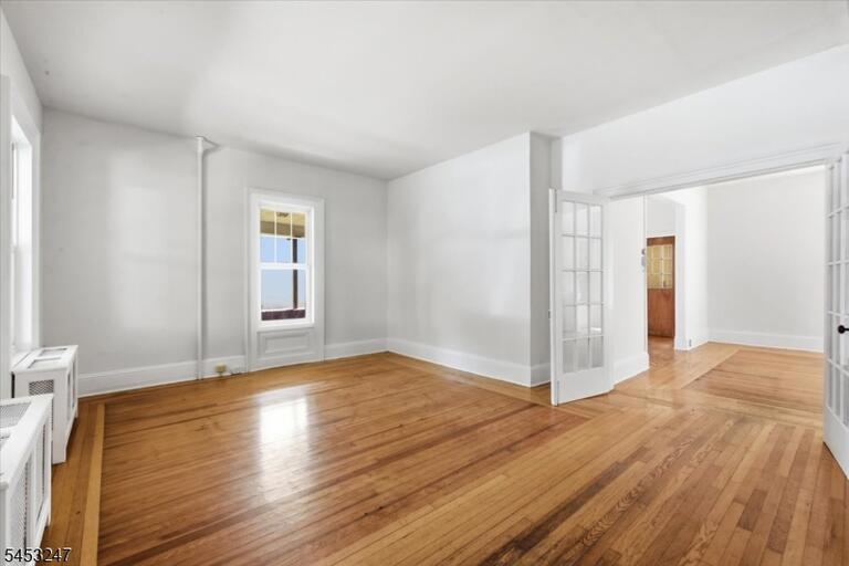 Property listing MLS 4046600 photo 7