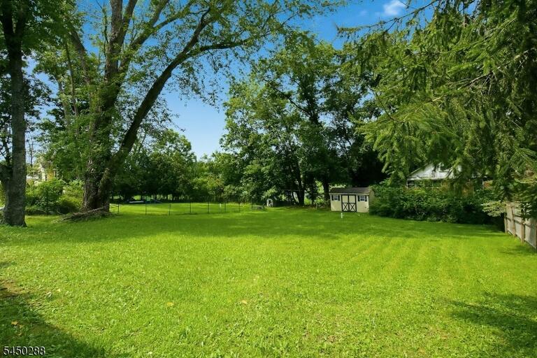 Property listing MLS 4046615 photo 30