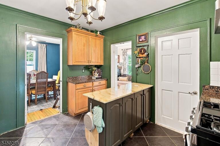 Property listing MLS 4046615 photo 9