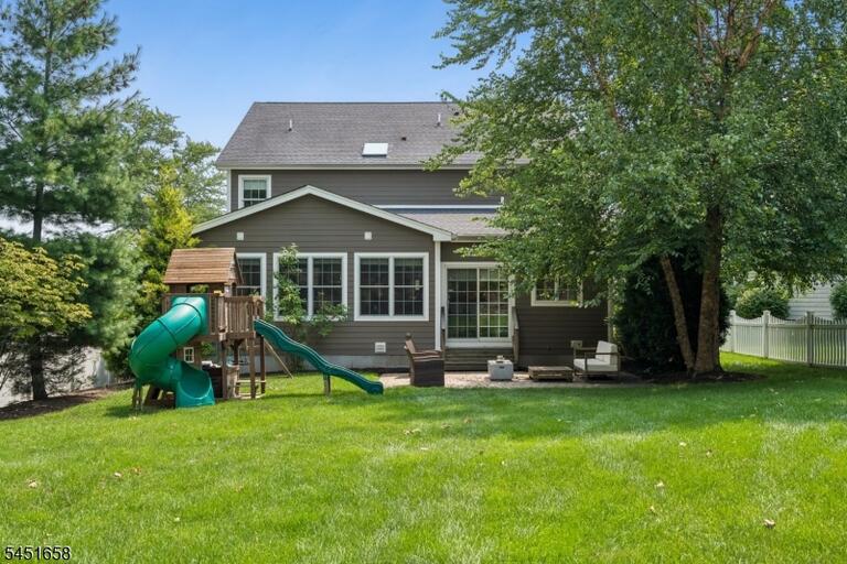 Property listing MLS 4046623 photo 42