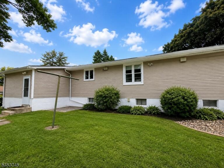 Property listing MLS 4046793 photo 21