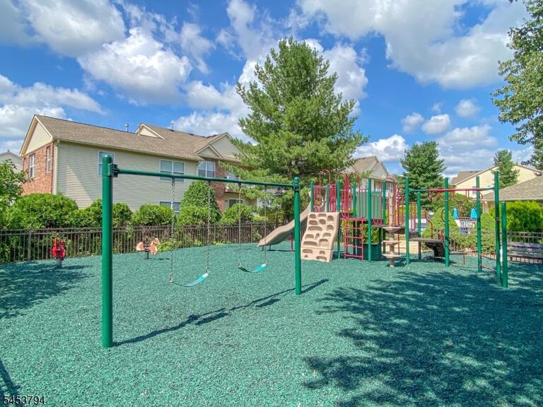 Property listing MLS 4046823 photo 30