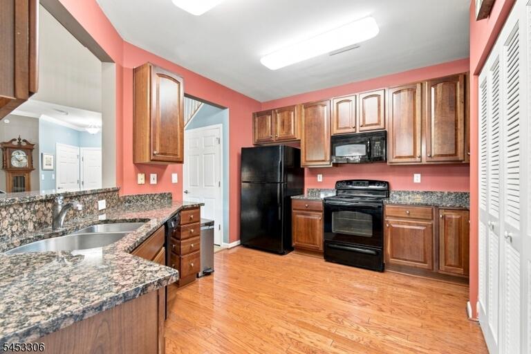 Property listing MLS 4046834 photo 9