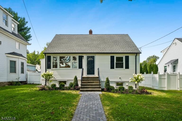 Property listing MLS 4046835 photo 1