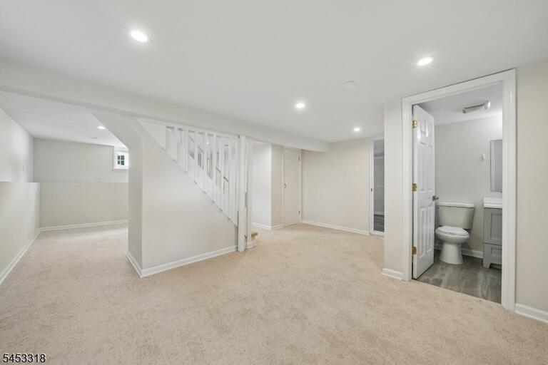 Property listing MLS 4046835 photo 21