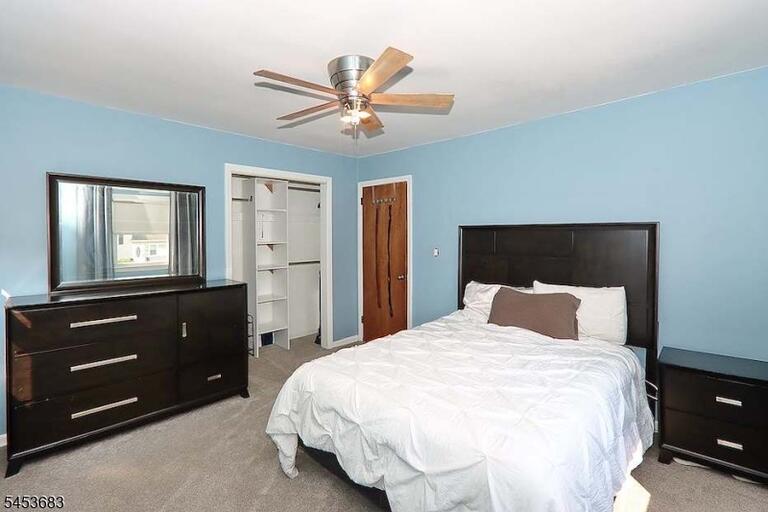 Property listing MLS 4046857 photo 10
