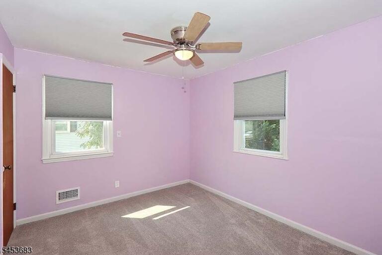 Property listing MLS 4046857 photo 11
