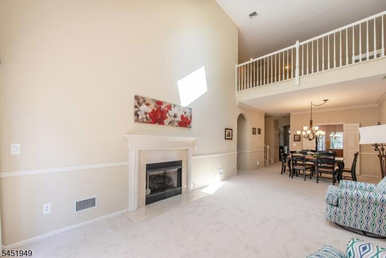 Property listing MLS 4046863 photo 5