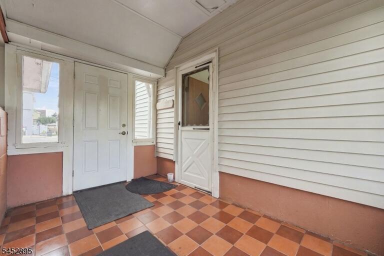 Property listing MLS 4046879 photo 29
