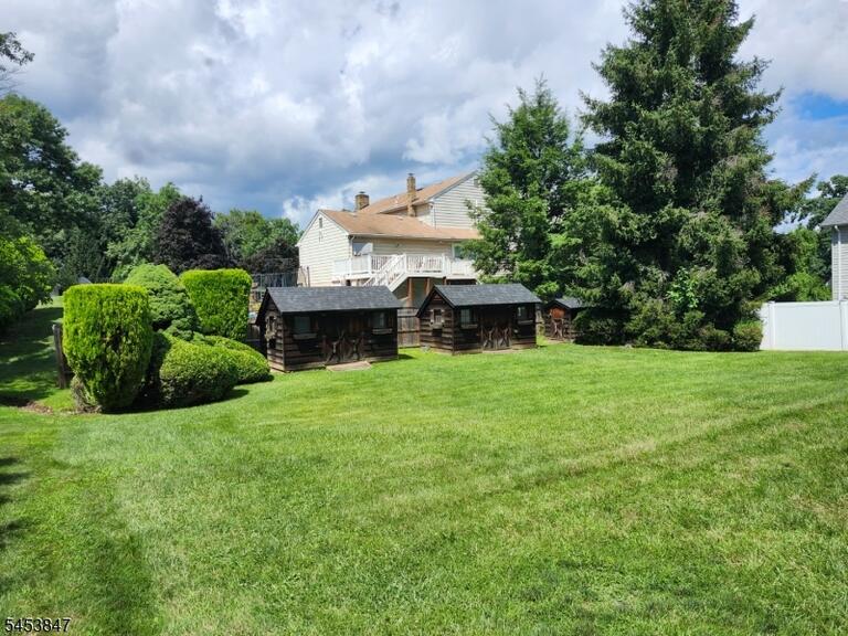 Property listing MLS 4046886 photo 4