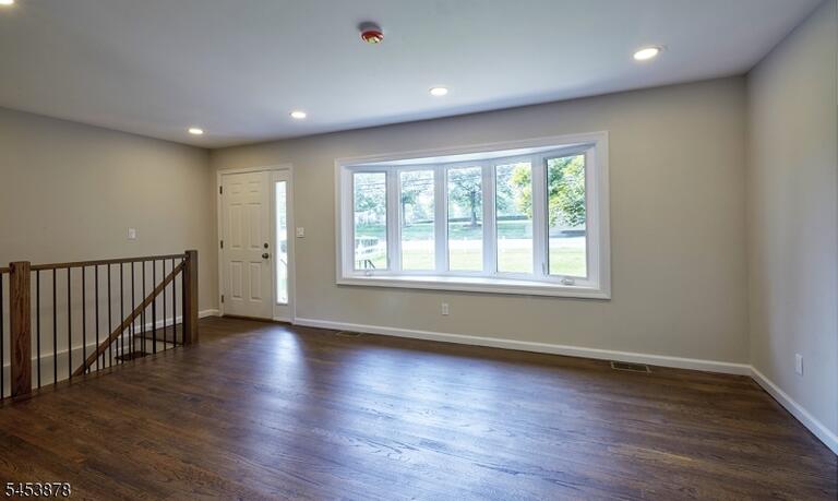 Property listing MLS 4046896 photo 6
