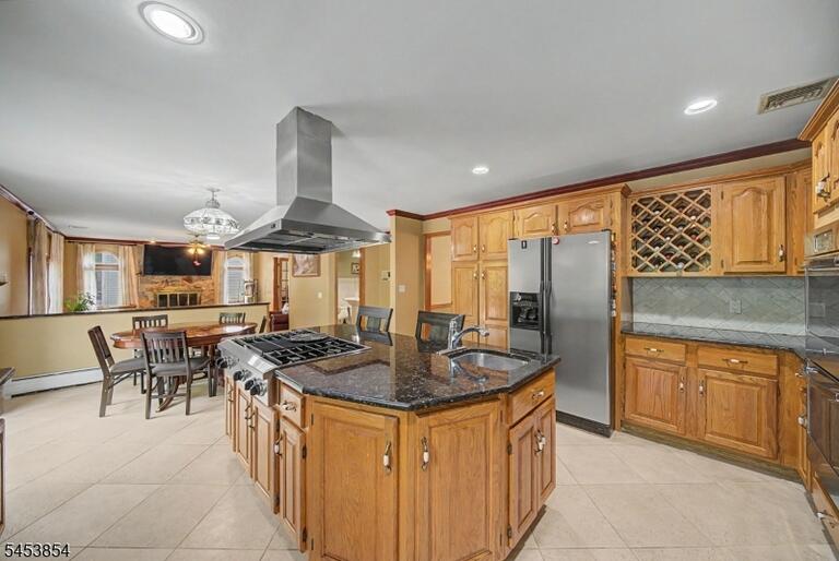 Property listing MLS 4046920 photo 15