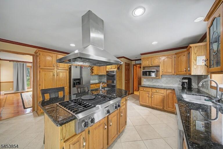 Property listing MLS 4046920 photo 16