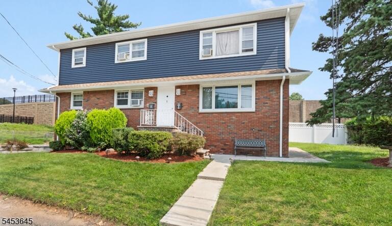 Property listing MLS 4046926 photo 1