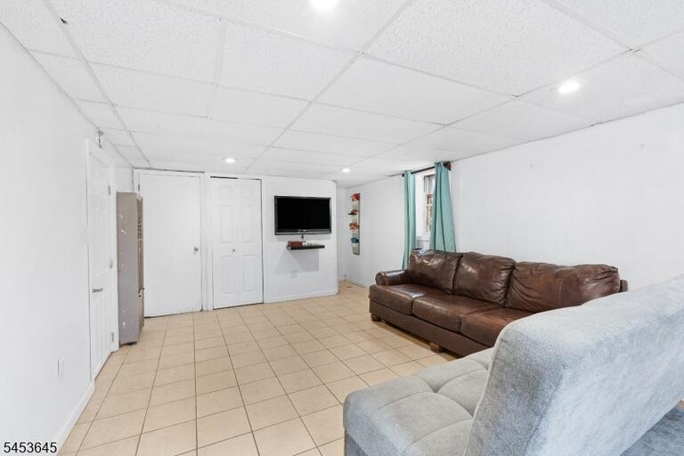 Property listing MLS 4046926 photo 23