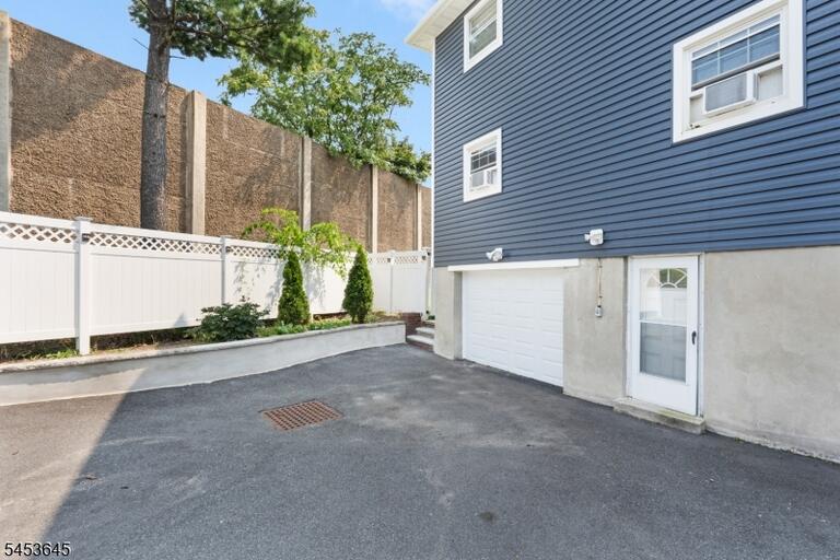 Property listing MLS 4046926 photo 24