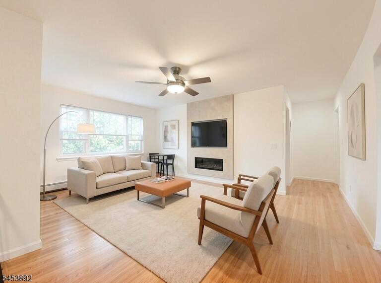 Property listing MLS 4046931 photo 4