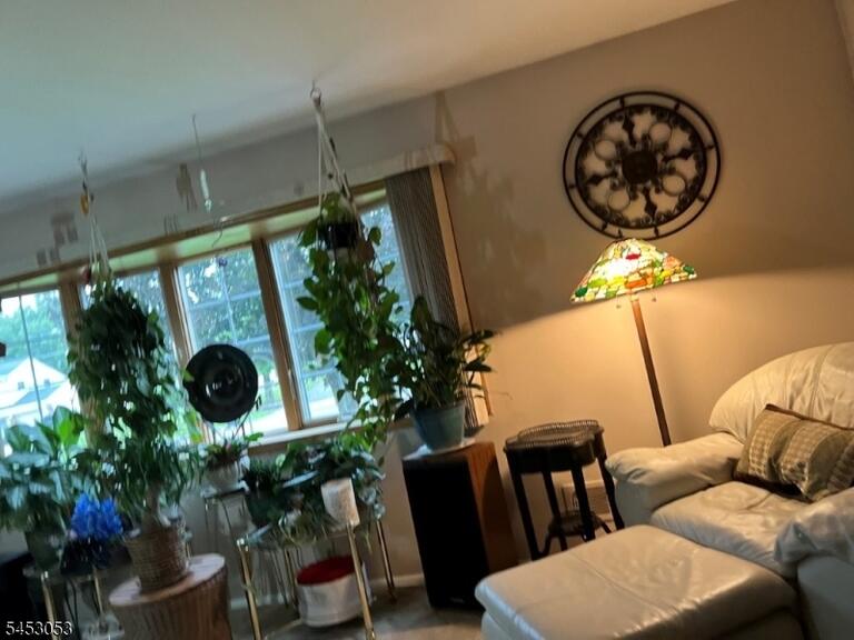 Property listing MLS 4046936 photo 5