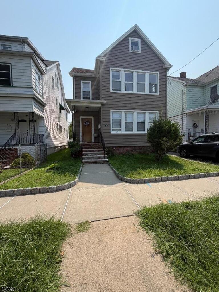 Property listing MLS 4046953 photo 2