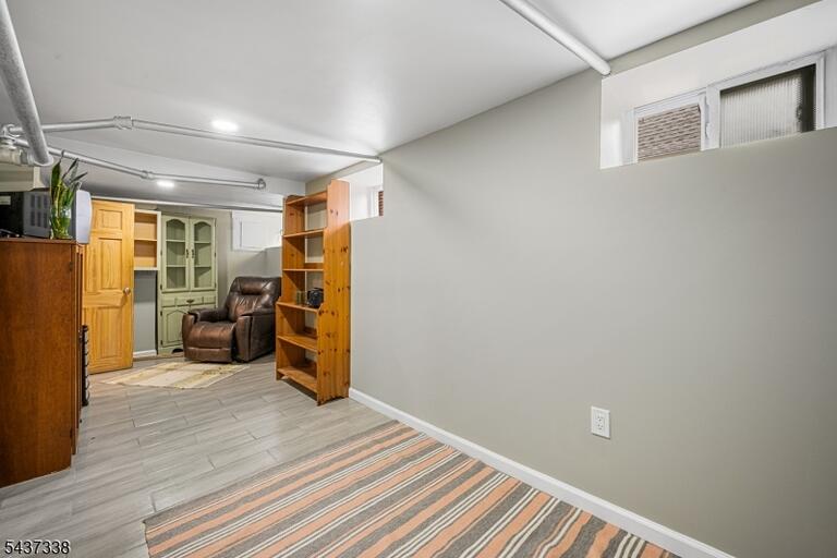 Property listing MLS 4046963 photo 28